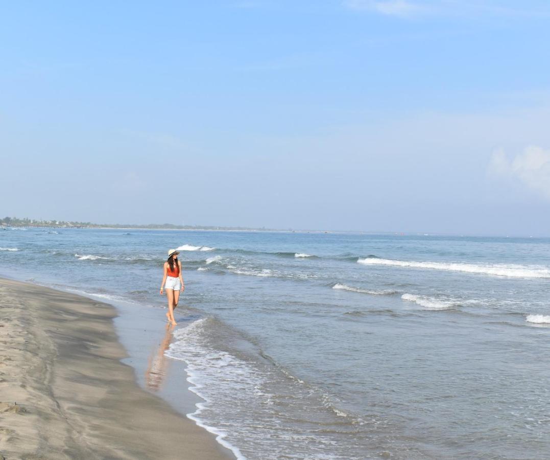 La Ensenada Beach Resort Tela Bagian luar foto