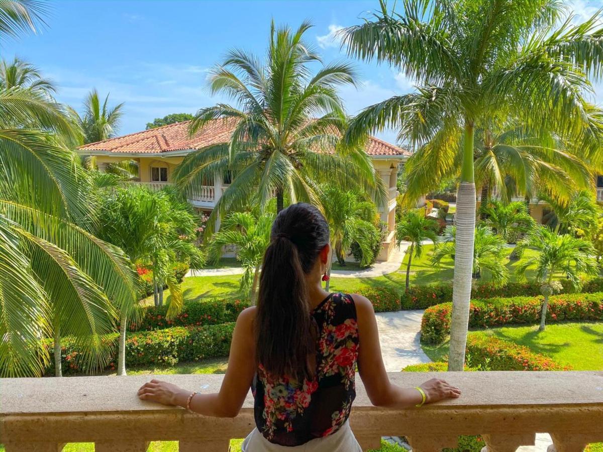 La Ensenada Beach Resort Tela Bagian luar foto